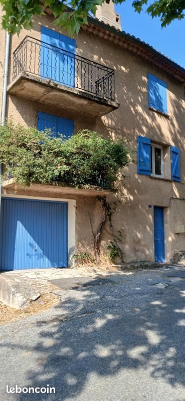 Maison à louer, 80m², Aups