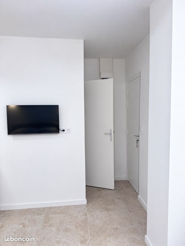 Appartement à louer, 25m², Mougins