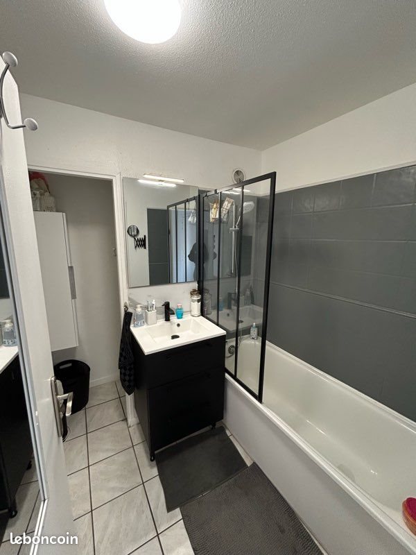 Appartement à louer, 24m², Fréjus