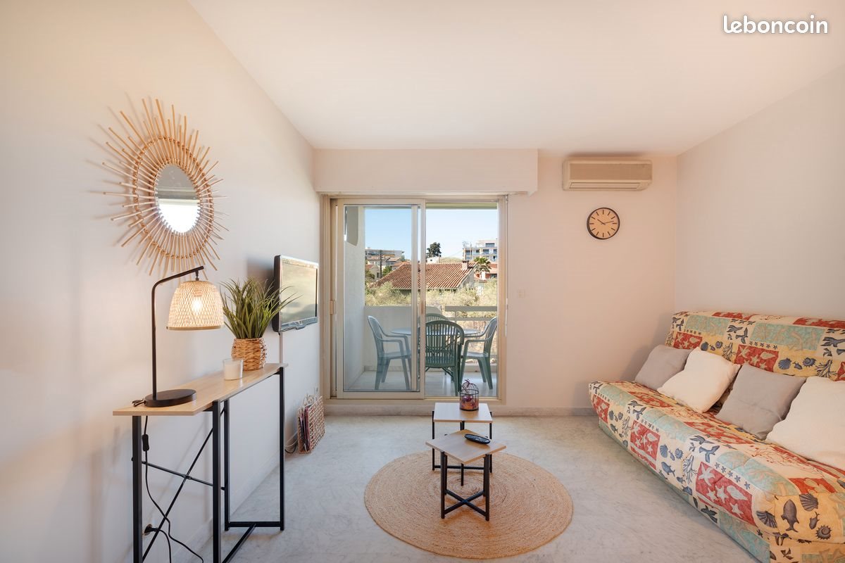 Appartement à louer, 24m², Antibes
