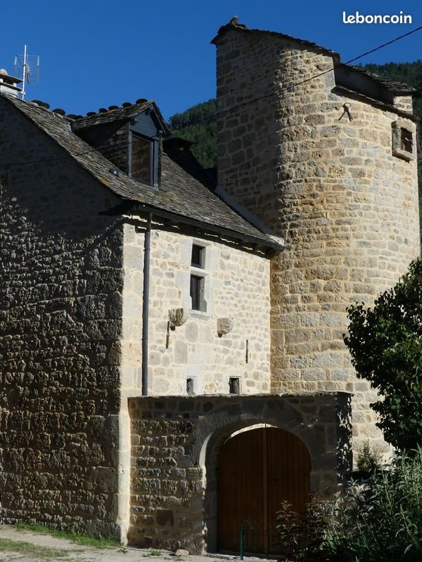 Maison à louer, 62m², Saint-Etienne-du-Valdonnez