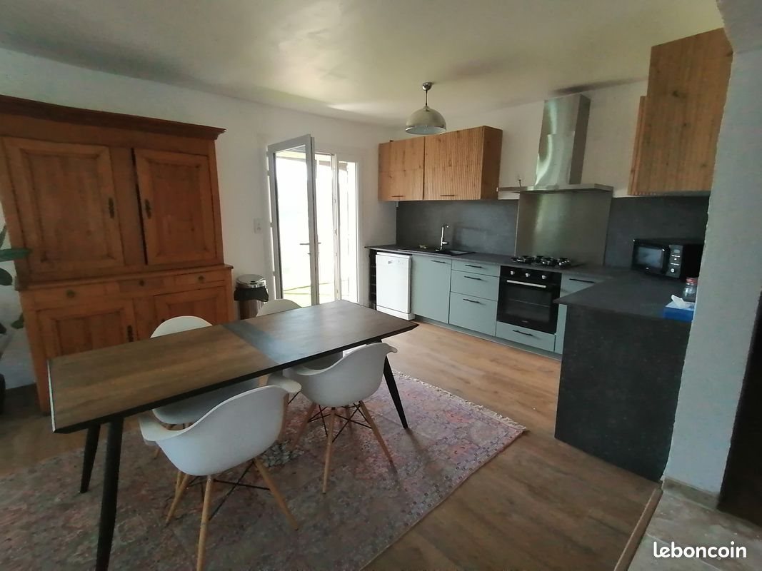 Appartement à louer, 100m², Simiane-Collongue