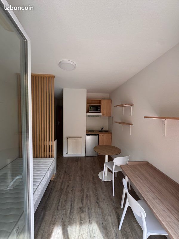 Appartement à louer, 17m², Talence