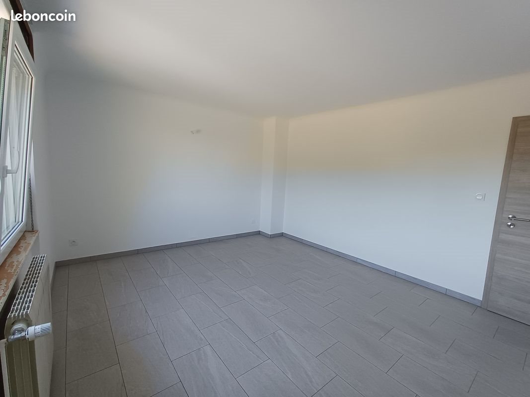 Appartement à louer, 85m², Hilsprich