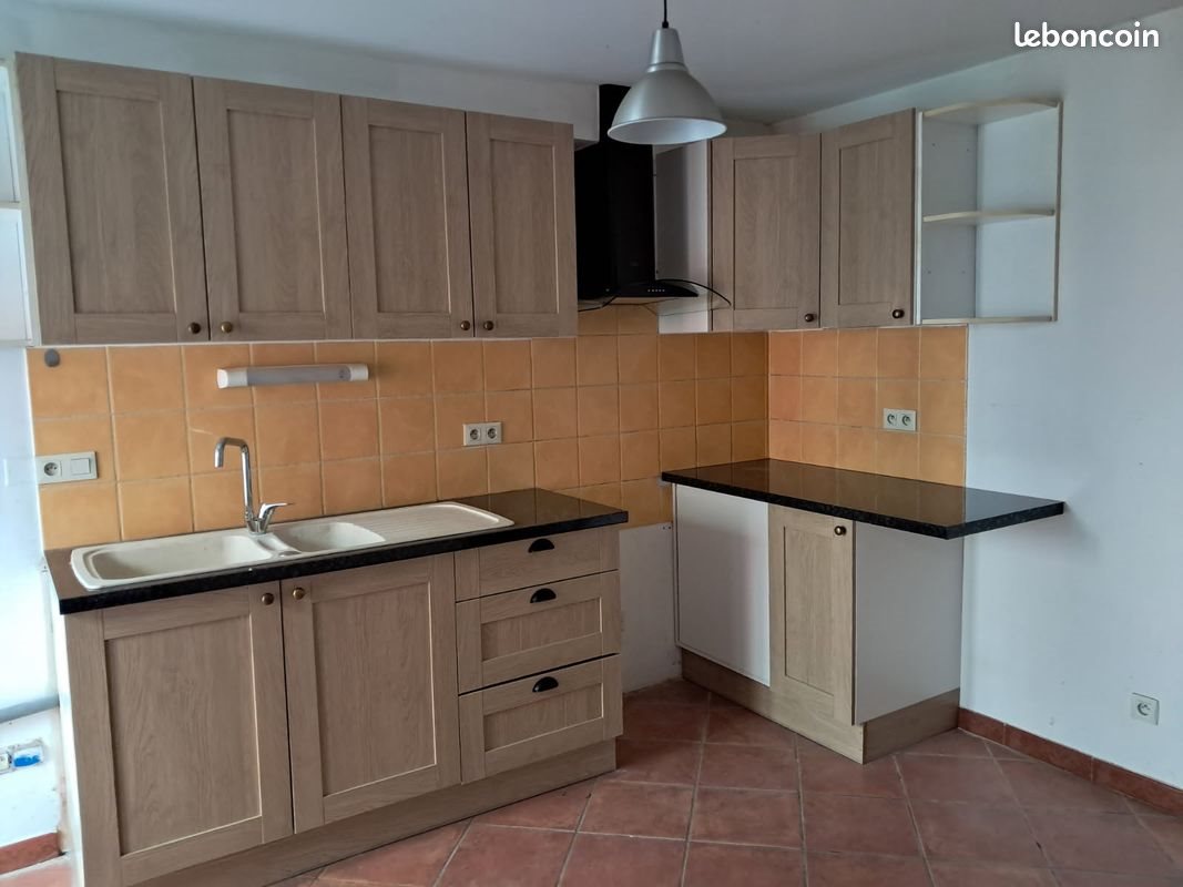Appartement à louer, 58m², Mirabel-aux-Baronnies
