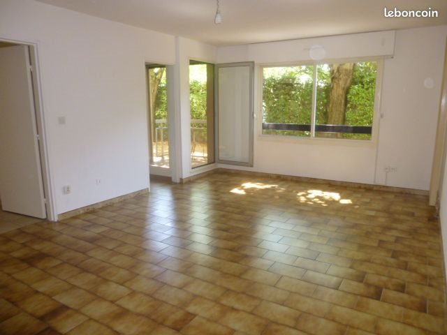 Appartement à louer, 50m², Nîmes