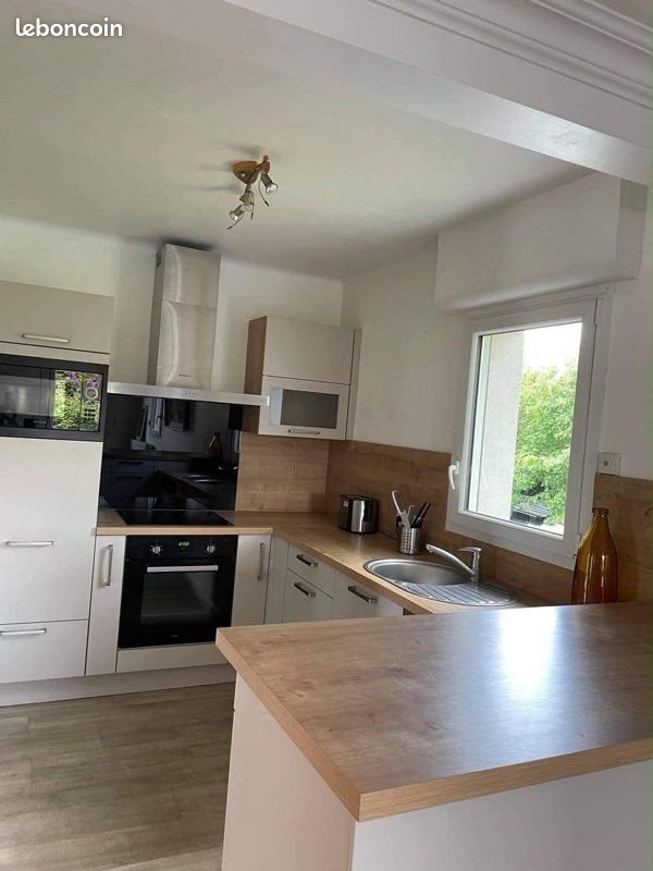 Maison à louer, 131m², Plonéour-Lanvern