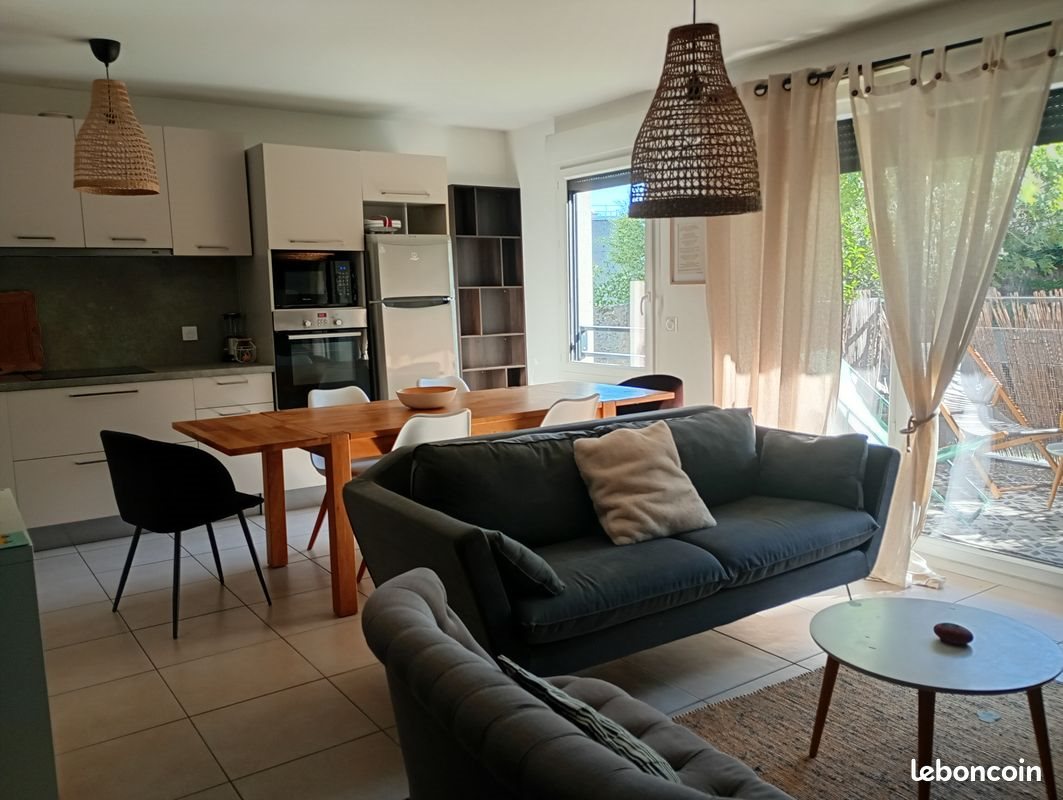 Appartement à louer, 66m², Saint-Genis-Laval