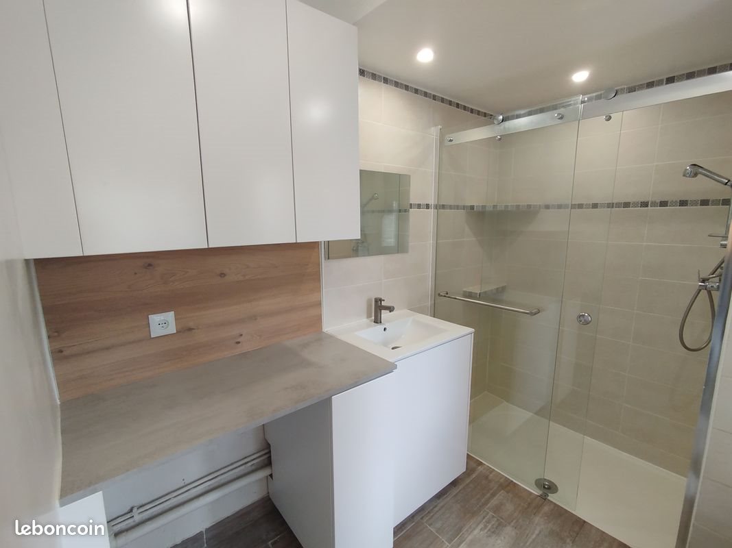 Appartement à louer, 91m², Saint-Étienne