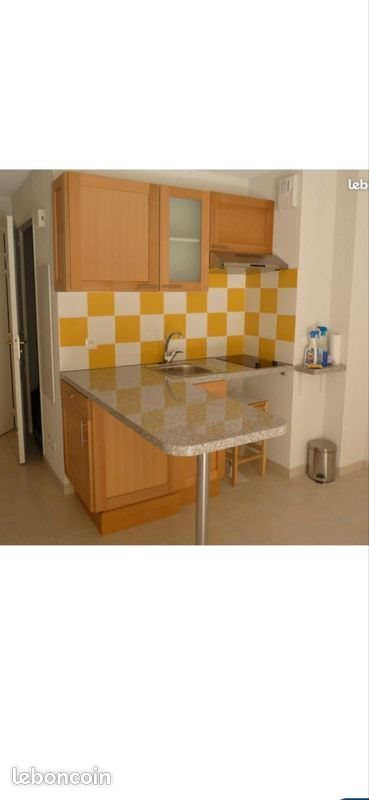 Appartement à louer, 40m², Marseille 16ème