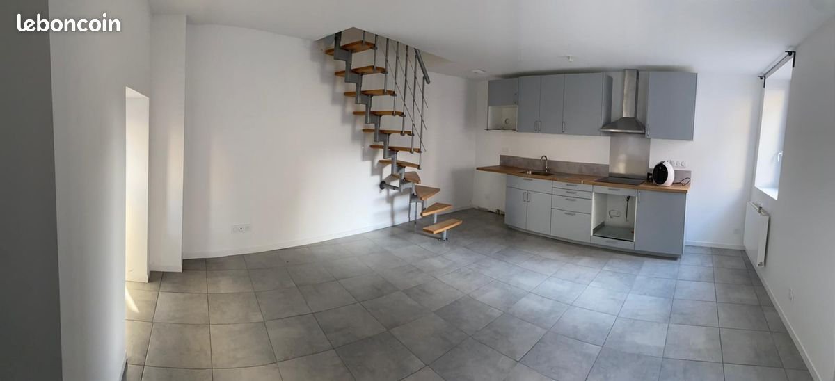 Maison à louer, 45m², Nohanent