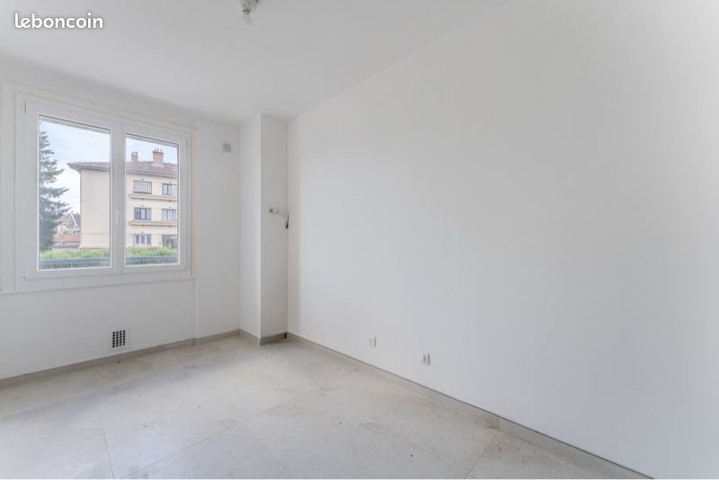 Appartement à vendre, 82m², Bron