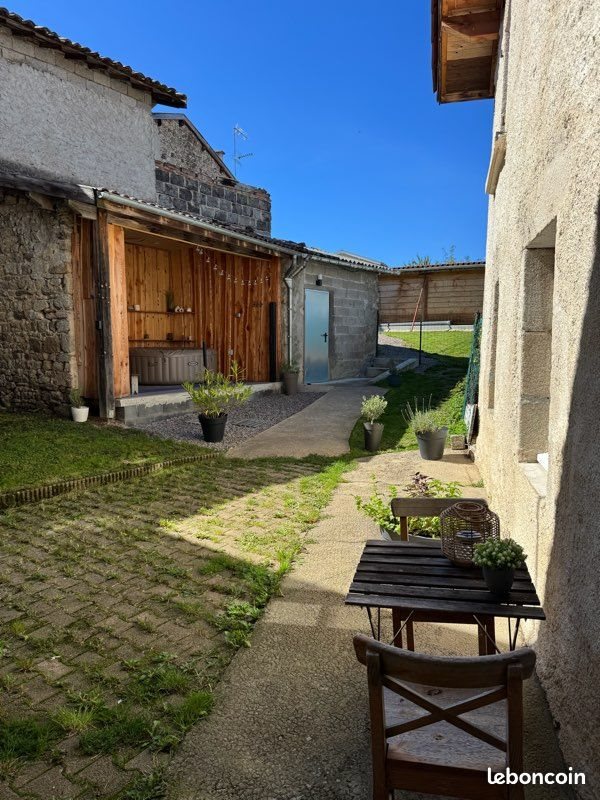Maison à vendre, 70m², Celles-sur-Durolle