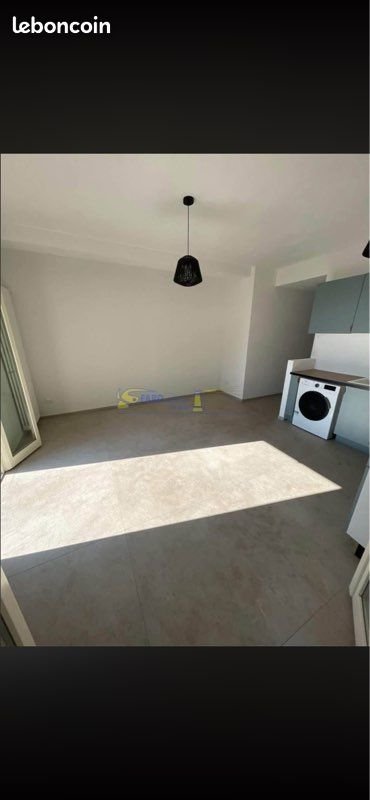 Appartement à louer, 60m², Menton