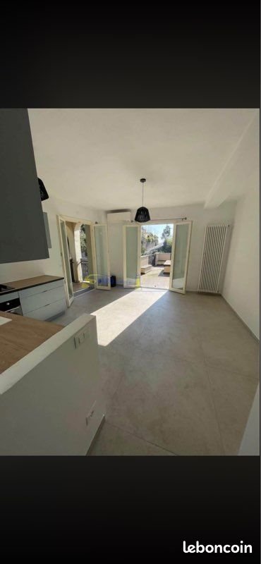 Appartement à louer, 60m², Menton