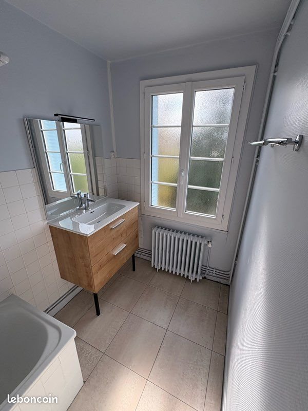 Appartement à louer, 70m², Guéret