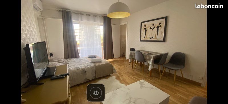 Appartement à louer, 28m², Vallauris