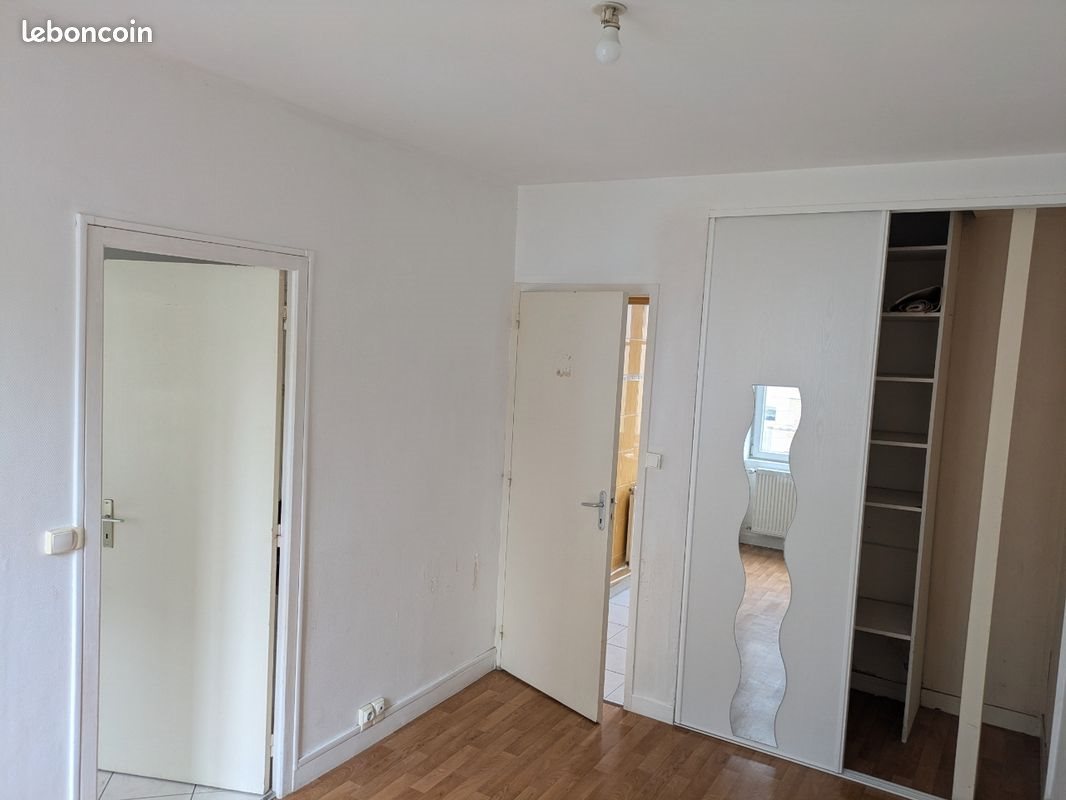 Appartement à louer, 35m², Fougères