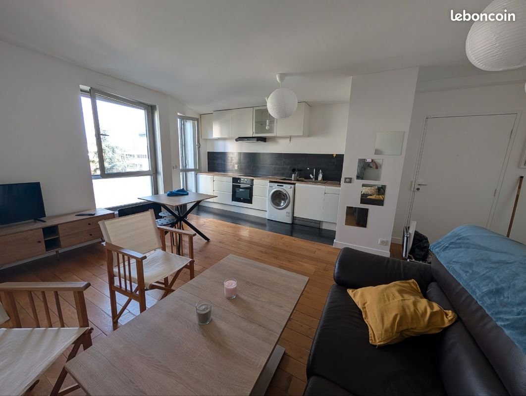 Appartement à louer, 48m², Courbevoie