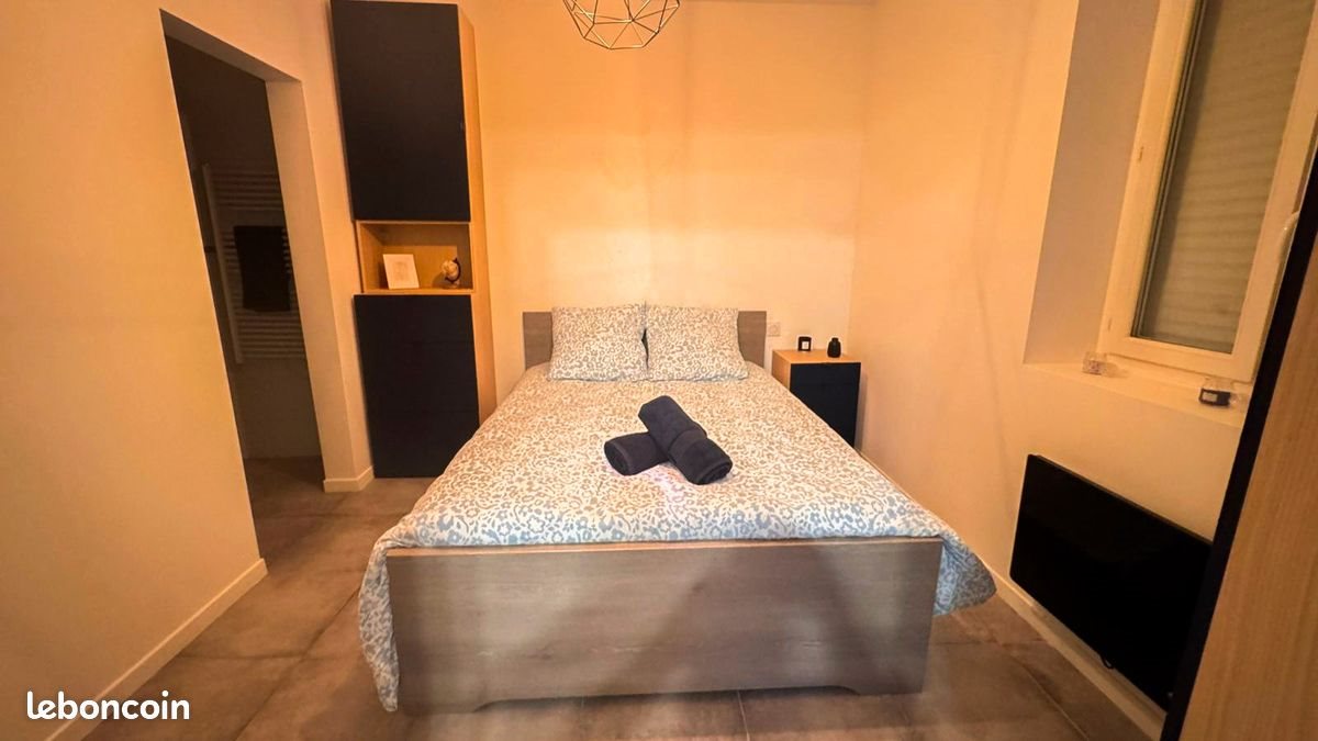 Appartement à louer, 30m², Nîmes