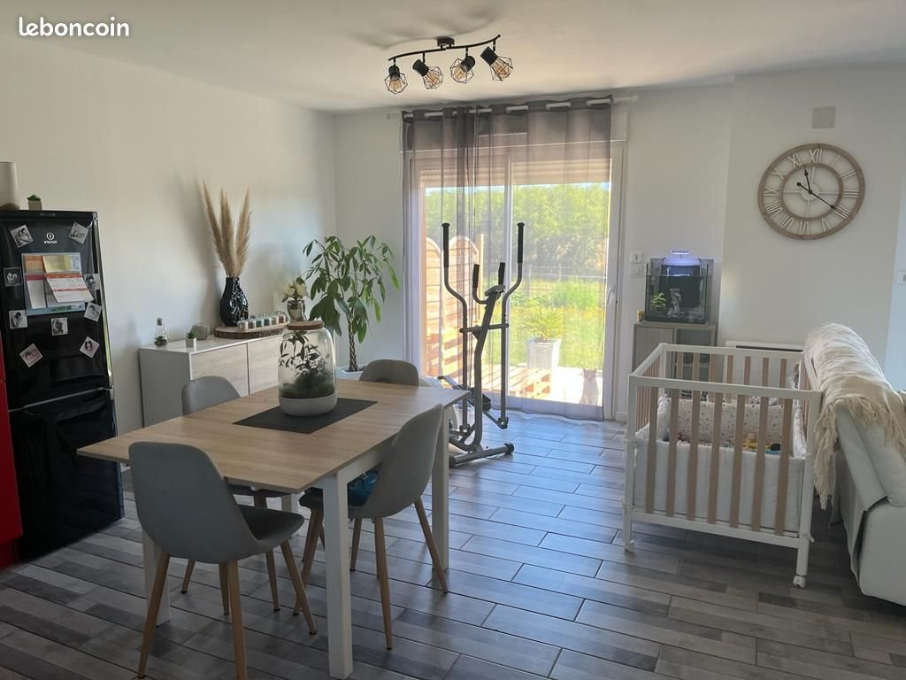 Maison à louer, 95m², Auros