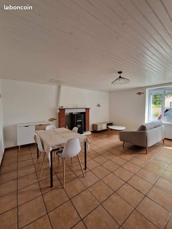 Maison à louer, 43m², Aizenay