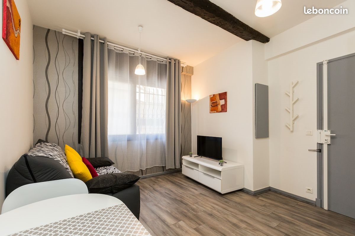 Appartement à louer, 17m², Antibes