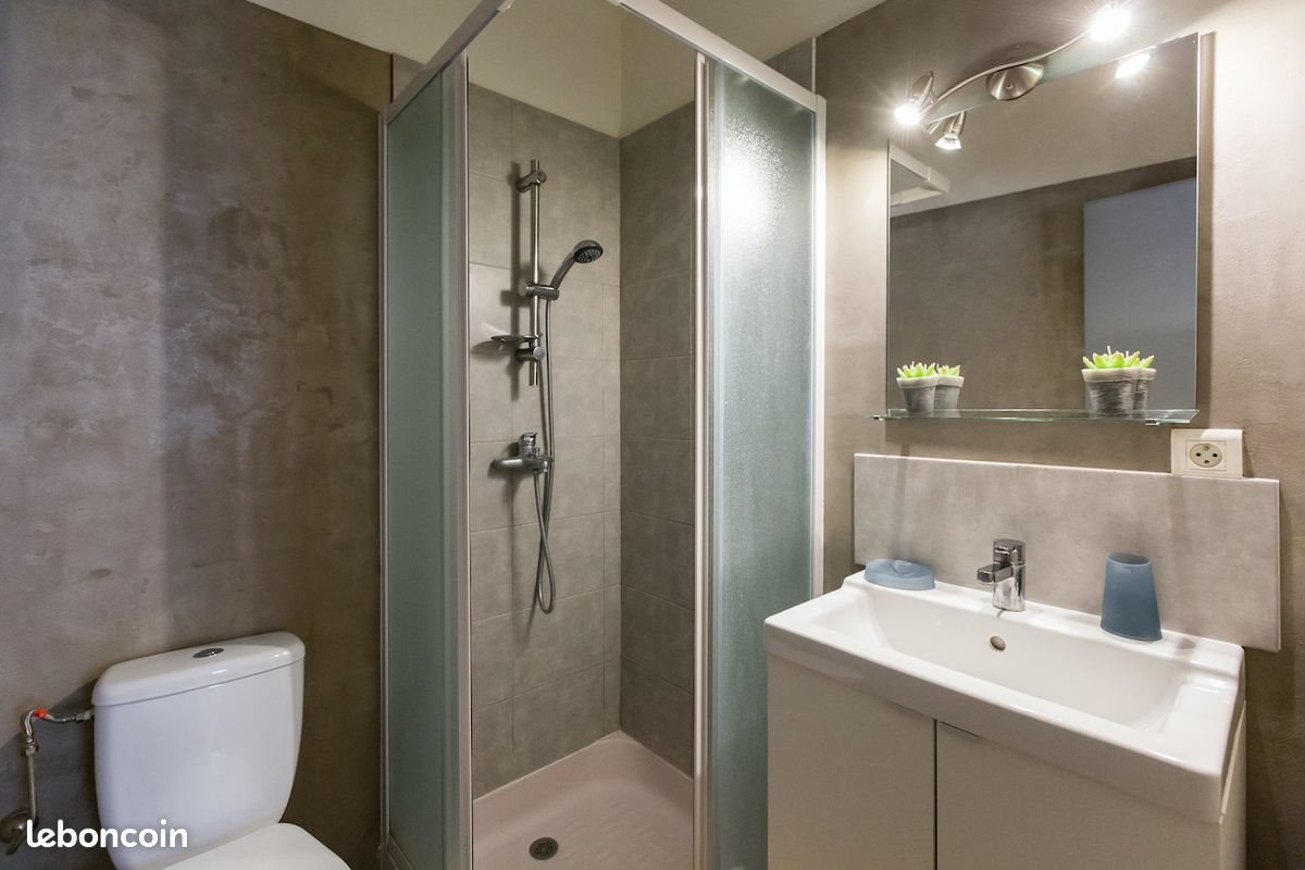 Appartement à louer, 17m², Antibes