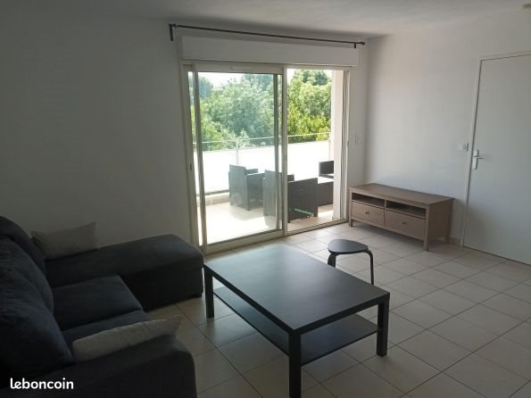 Appartement à louer, 43m², Istres