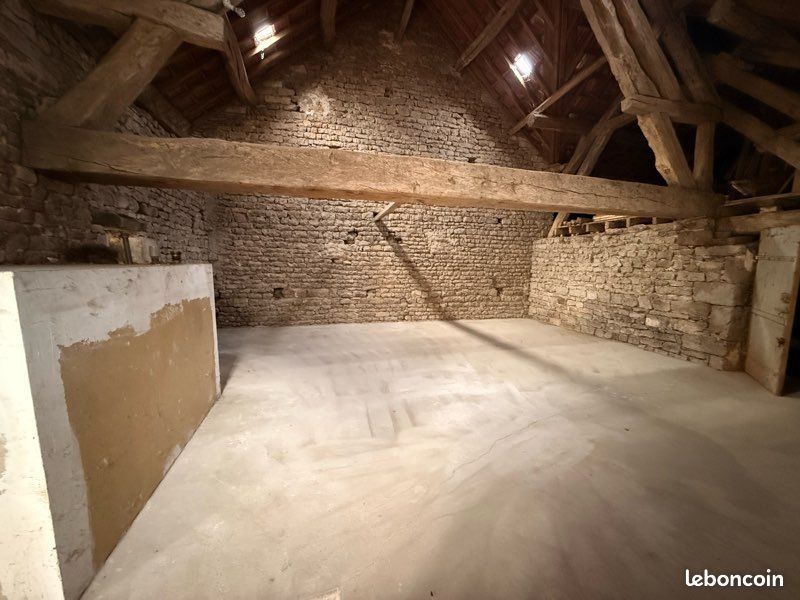 Maison à louer, 120m², Guillon