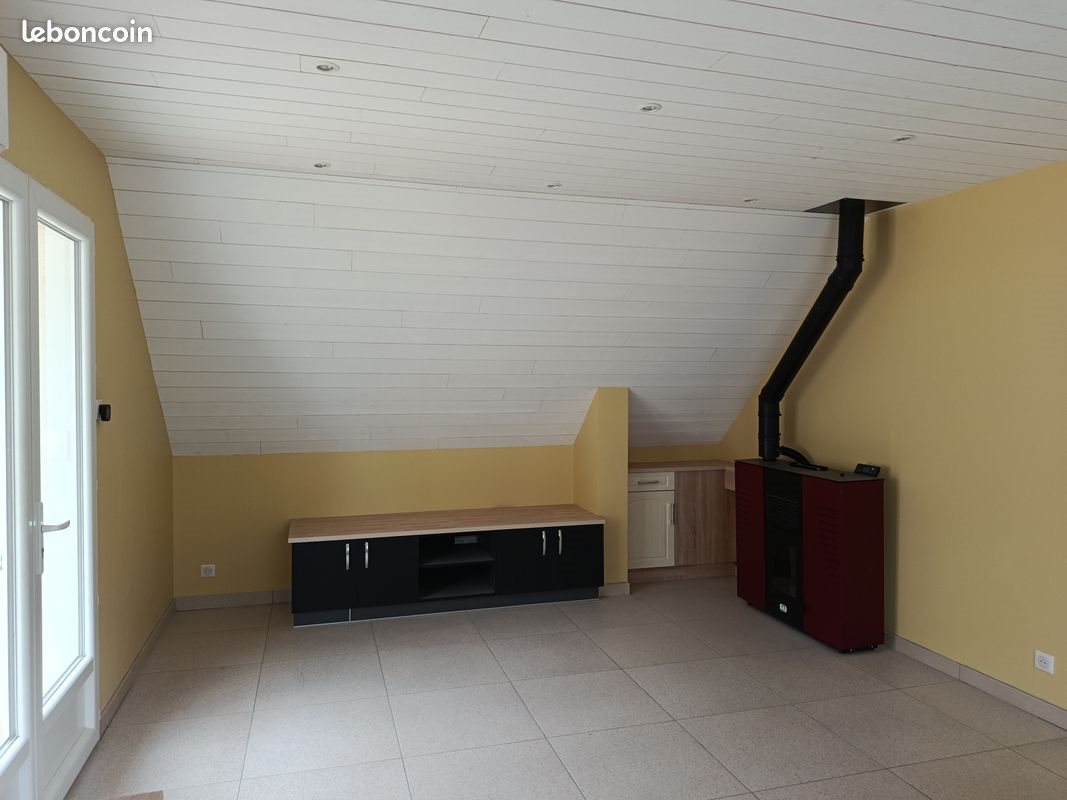 Maison à louer, 59m², Aubazines