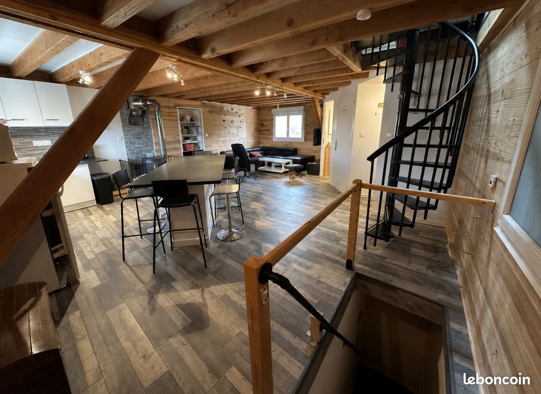 Maison à vendre, 207m², Chapdes-Beaufort