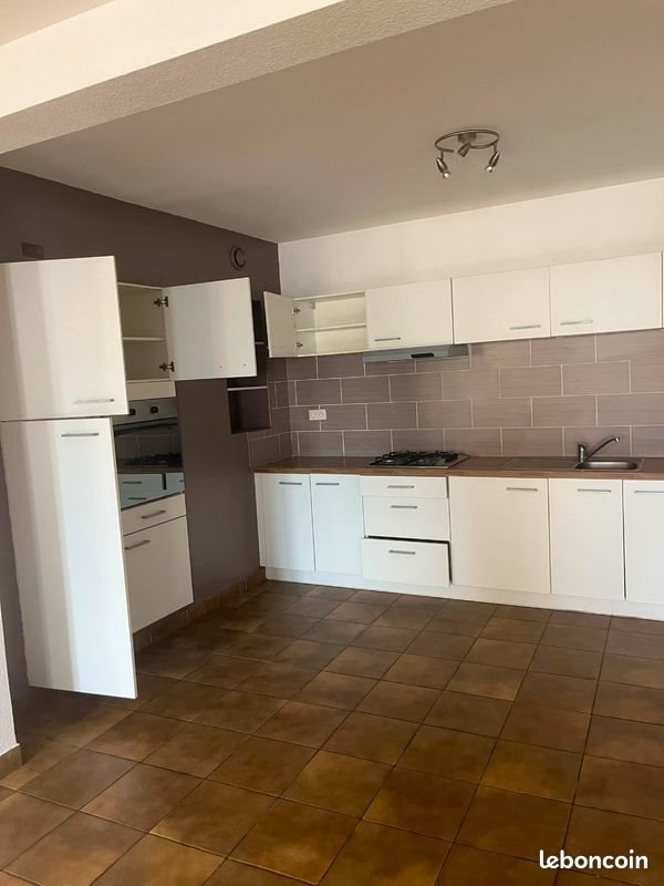 Appartement à louer, 110m², Pluvigner