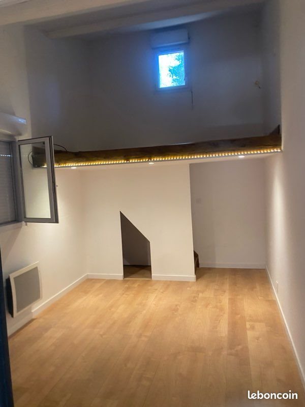 Maison à louer, 38m², Pourrières