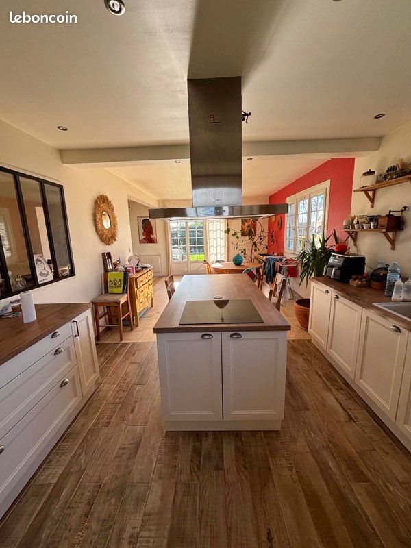 Maison à vendre, 103m², Sierville