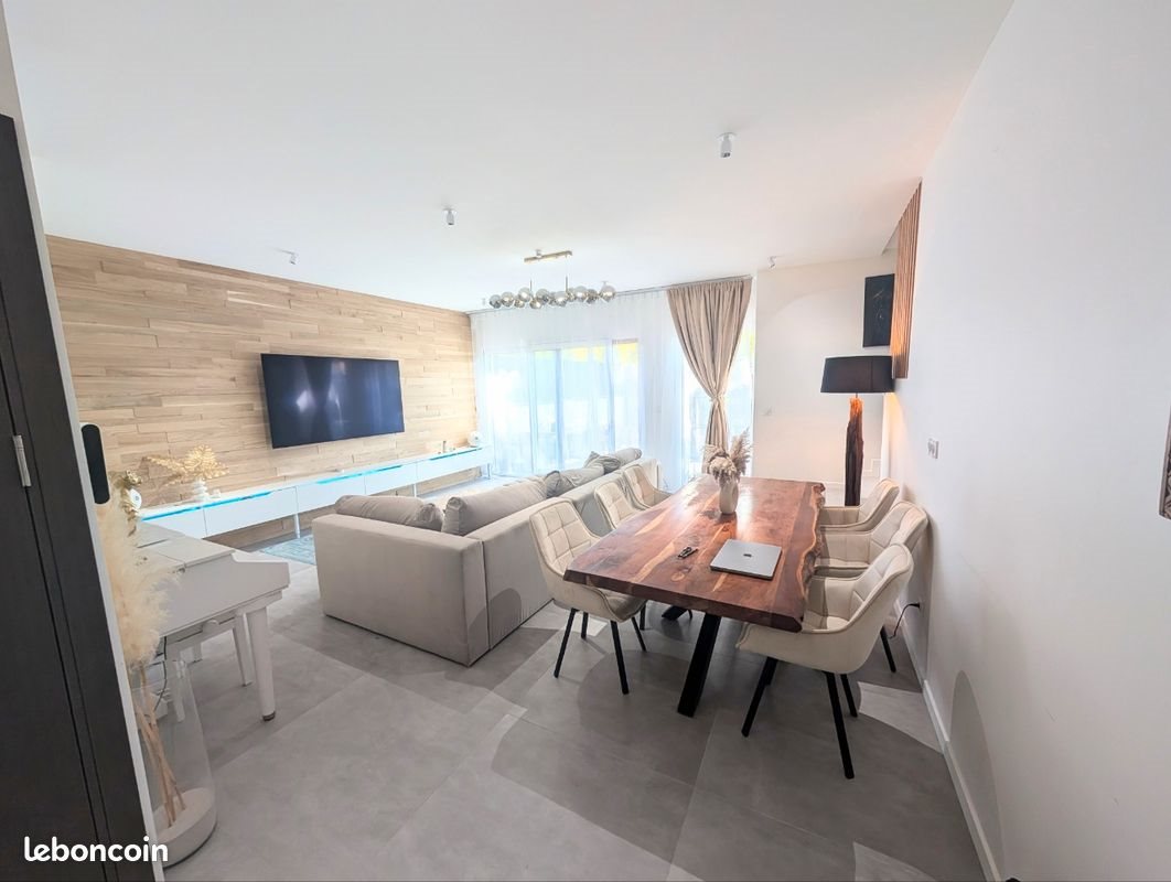 Appartement à vendre, 200m², La Balme-de-Sillingy