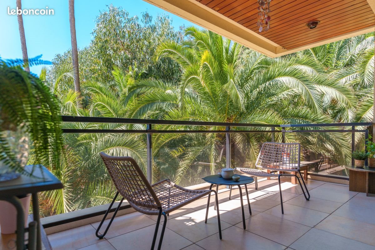 Appartement à louer, 75m², Vallauris