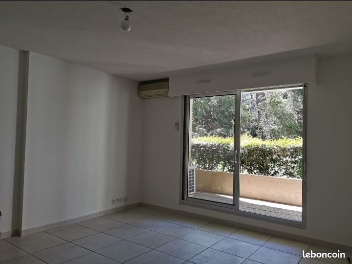Appartement à louer, 63m², Nîmes