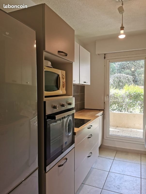 Appartement à louer, 63m², Nîmes