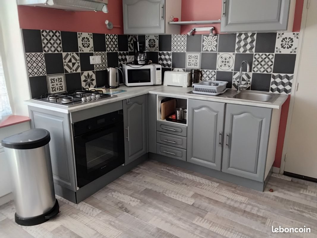 Appartement à louer, 22m², Saint-Chély-d'Apcher