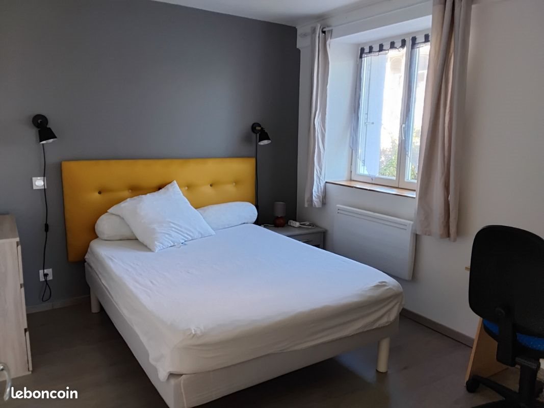 Appartement à louer, 22m², Saint-Chély-d'Apcher