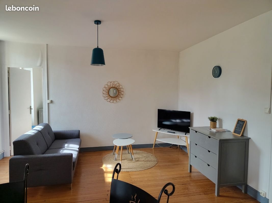 Appartement à louer, 65m², Rochefort