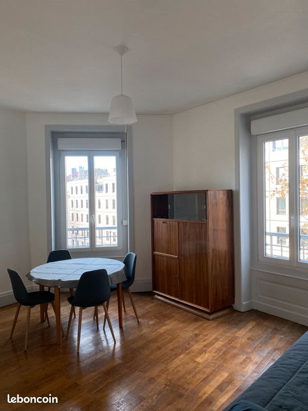 Appartement à louer, 43m², Lyon 8ème
