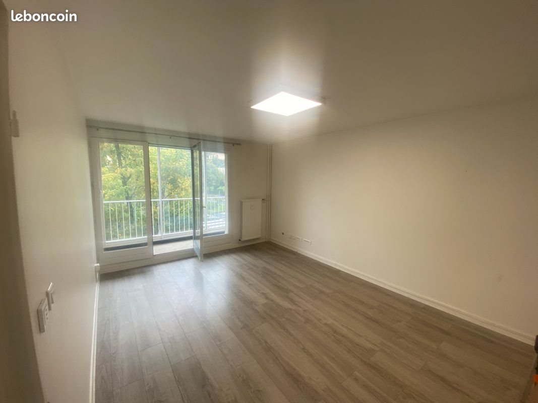 Appartement à louer, 49m², Oullins