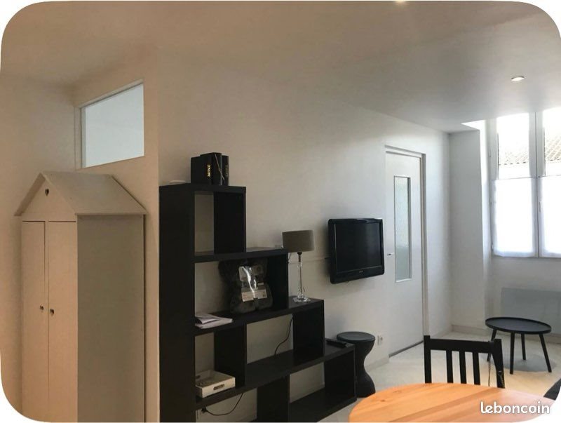 Appartement à louer, 33m², Rochefort