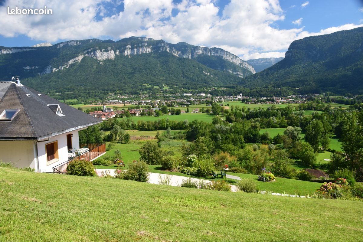 Appartement à louer, 100m², Saint-Laurent-du-Pont