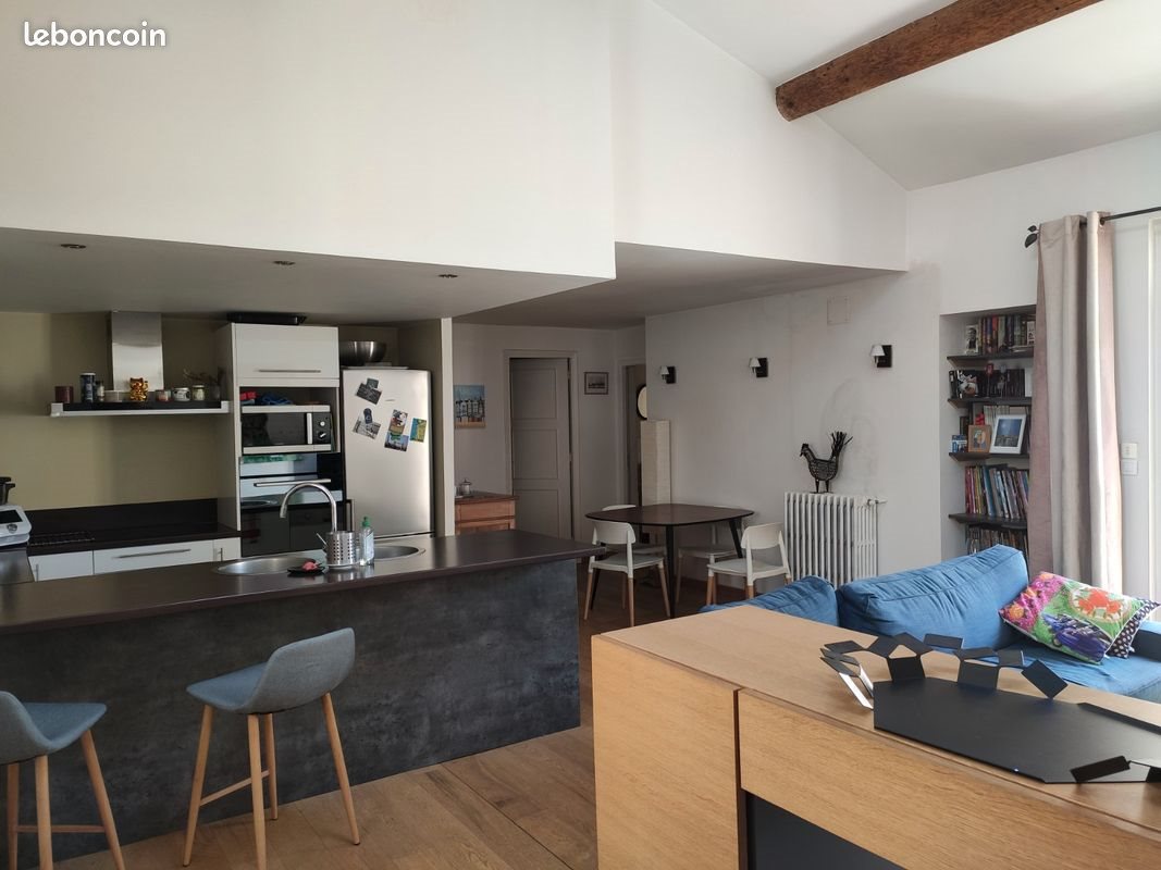 Appartement à louer, 94m², Nîmes