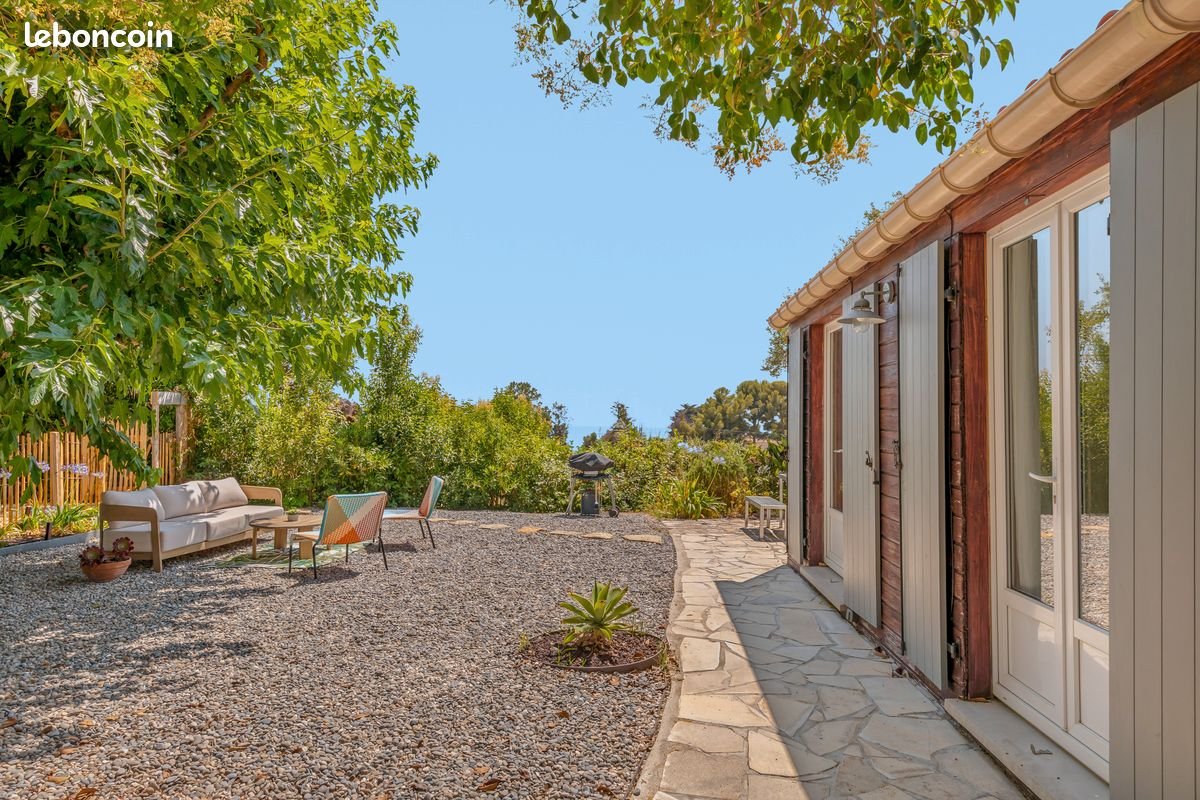 Maison à louer, 44m², Carqueiranne