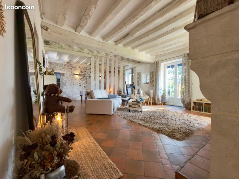 Maison à vendre, 144m², Saint-Denis-de-l'Hôtel