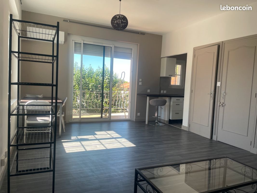 Appartement à louer, 25m², Angoulême